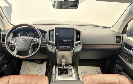 Toyota Land Cruiser 200, 2020 год, 8 899 900 рублей, 14 фотография