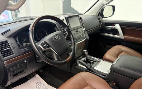 Toyota Land Cruiser 200, 2020 год, 8 899 900 рублей, 15 фотография