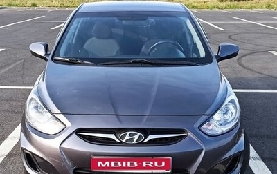 Hyundai Solaris II рестайлинг, 2011 год, 650 000 рублей, 1 фотография