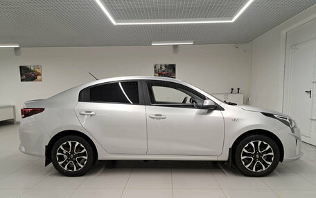 KIA Rio IV, 2021 год, 1 171 000 рублей, 5 фотография