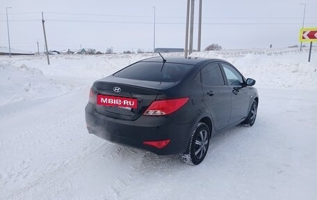 Hyundai Solaris II рестайлинг, 2015 год, 847 000 рублей, 4 фотография