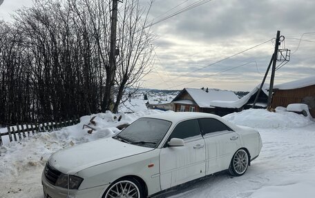 Nissan Gloria XI, 2001 год, 380 000 рублей, 4 фотография