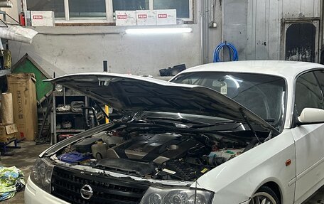 Nissan Gloria XI, 2001 год, 380 000 рублей, 6 фотография