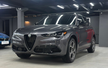 Alfa Romeo Stelvio, 2024 год, 4 799 000 рублей, 4 фотография