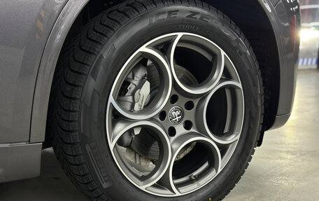 Alfa Romeo Stelvio, 2024 год, 4 799 000 рублей, 13 фотография