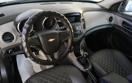 Chevrolet Cruze II, 2012 год, 619 000 рублей, 10 фотография