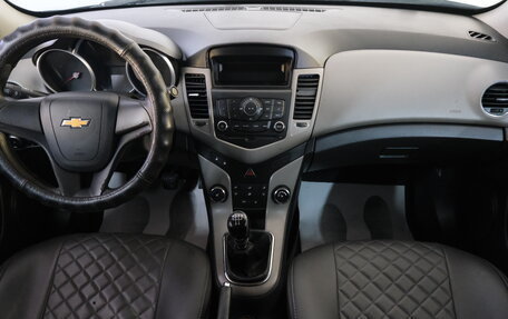 Chevrolet Cruze II, 2012 год, 619 000 рублей, 12 фотография