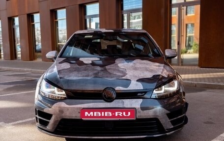 Volkswagen Golf R VII, 2014 год, 2 888 000 рублей, 1 фотография