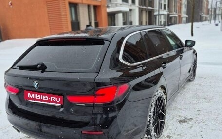 BMW 5 серия, 2022 год, 3 900 000 рублей, 3 фотография