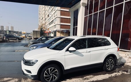 Volkswagen Tiguan II, 2018 год, 2 750 000 рублей, 4 фотография
