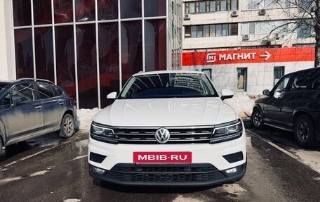 Volkswagen Tiguan II, 2018 год, 2 750 000 рублей, 9 фотография