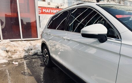 Volkswagen Tiguan II, 2018 год, 2 750 000 рублей, 13 фотография