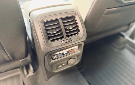 Volkswagen Tiguan II, 2018 год, 2 750 000 рублей, 25 фотография