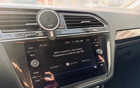 Volkswagen Tiguan II, 2018 год, 2 750 000 рублей, 38 фотография