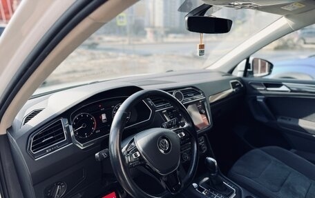 Volkswagen Tiguan II, 2018 год, 2 750 000 рублей, 32 фотография