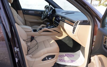 Porsche Cayenne III, 2019 год, 5 700 000 рублей, 10 фотография