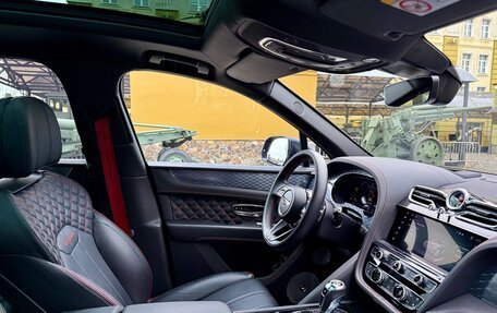 Bentley Bentayga I, 2021 год, 22 000 000 рублей, 5 фотография