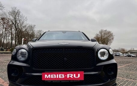 Bentley Bentayga I, 2021 год, 22 000 000 рублей, 24 фотография