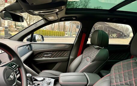 Bentley Bentayga I, 2021 год, 22 000 000 рублей, 37 фотография