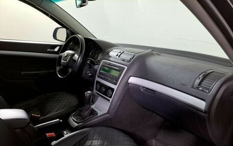 Skoda Octavia, 2010 год, 700 000 рублей, 11 фотография