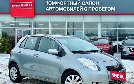 Toyota Yaris III рестайлинг, 2008 год, 545 000 рублей, 3 фотография
