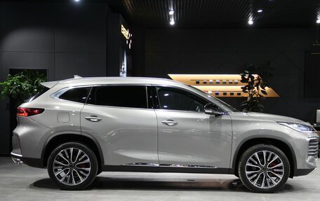 CheryExeed TXL, 2025 год, 3 930 000 рублей, 9 фотография