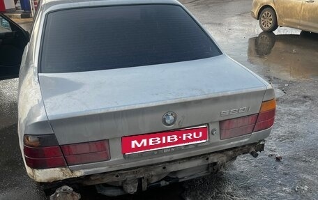 BMW 5 серия, 1992 год, 185 000 рублей, 1 фотография