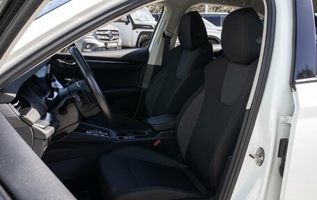 Skoda Octavia IV, 2021 год, 1 995 000 рублей, 11 фотография