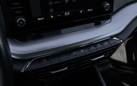 Skoda Octavia IV, 2021 год, 1 995 000 рублей, 17 фотография