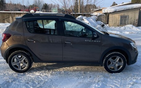 Renault Sandero II рестайлинг, 2019 год, 1 500 000 рублей, 3 фотография