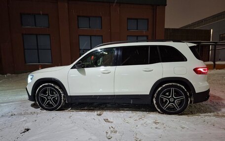 Mercedes-Benz GLB, 2020 год, 2 750 000 рублей, 2 фотография