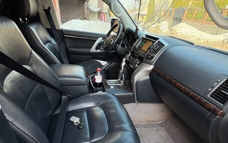 Toyota Land Cruiser 200, 2015 год, 4 850 000 рублей, 8 фотография