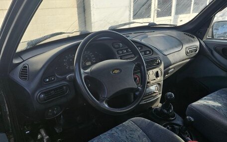 Chevrolet Niva I рестайлинг, 2003 год, 260 000 рублей, 8 фотография