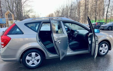 KIA cee'd I рестайлинг, 2010 год, 965 000 рублей, 8 фотография