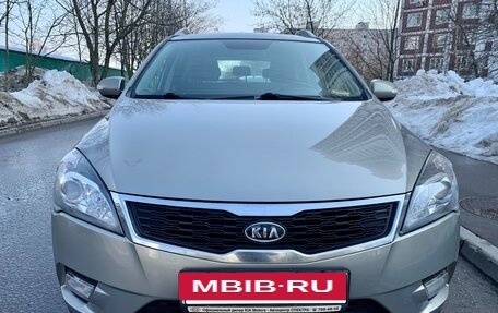 KIA cee'd I рестайлинг, 2010 год, 965 000 рублей, 2 фотография