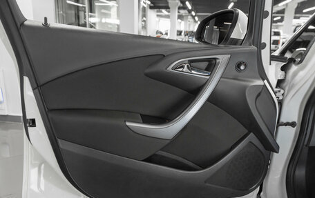 Opel Astra J, 2012 год, 880 000 рублей, 16 фотография