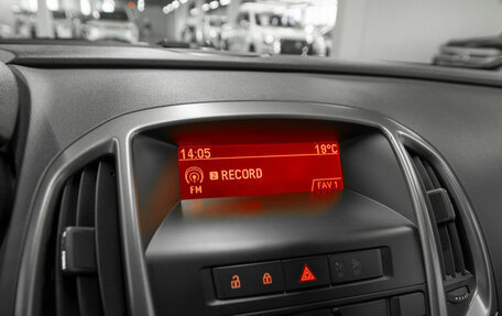 Opel Astra J, 2012 год, 880 000 рублей, 14 фотография