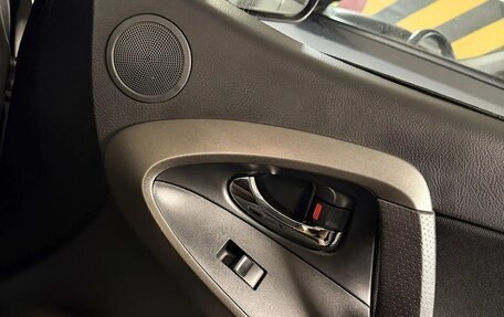 Toyota RAV4, 2010 год, 1 550 000 рублей, 12 фотография