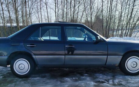 Mercedes-Benz W124, 1990 год, 200 000 рублей, 8 фотография
