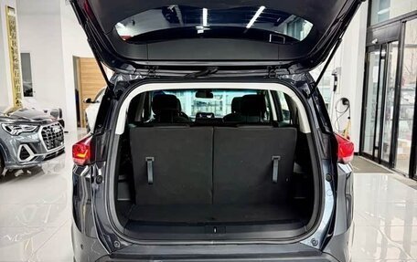 Chevrolet Orlando, 2022 год, 1 499 000 рублей, 9 фотография