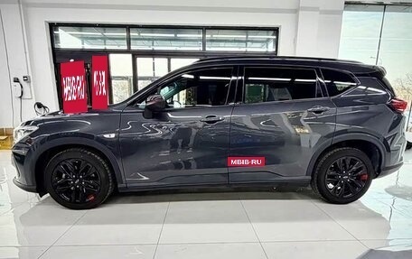 Chevrolet Orlando, 2022 год, 1 499 000 рублей, 5 фотография