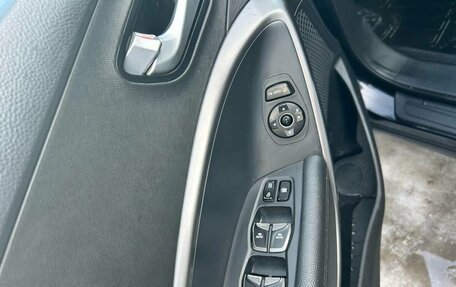 Hyundai Santa Fe III рестайлинг, 2016 год, 2 392 000 рублей, 13 фотография