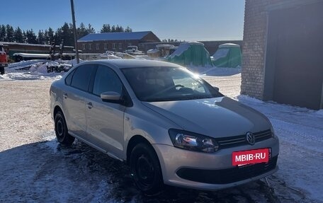 Volkswagen Polo VI (EU Market), 2012 год, 570 000 рублей, 2 фотография