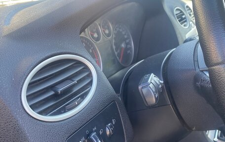 Ford Focus II рестайлинг, 2005 год, 370 000 рублей, 13 фотография