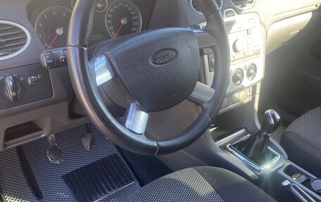 Ford Focus II рестайлинг, 2005 год, 370 000 рублей, 14 фотография