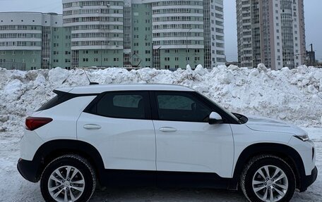 Chevrolet TrailBlazer, 2021 год, 2 100 000 рублей, 20 фотография
