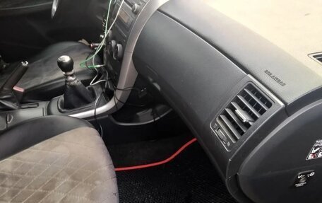 Toyota Corolla, 2010 год, 950 000 рублей, 4 фотография