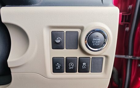 Toyota Passo III, 2016 год, 715 000 рублей, 24 фотография