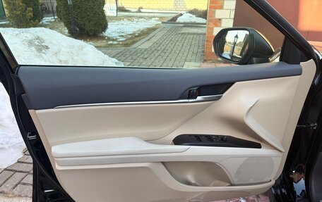 Toyota Camry, 2023 год, 4 490 000 рублей, 10 фотография