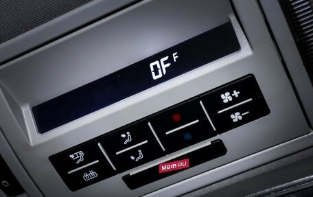 Volkswagen Caravelle T5, 2013 год, 2 450 000 рублей, 14 фотография